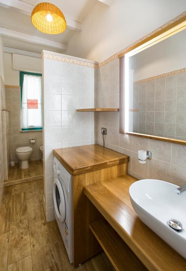 Apartment P.umberto Old Town